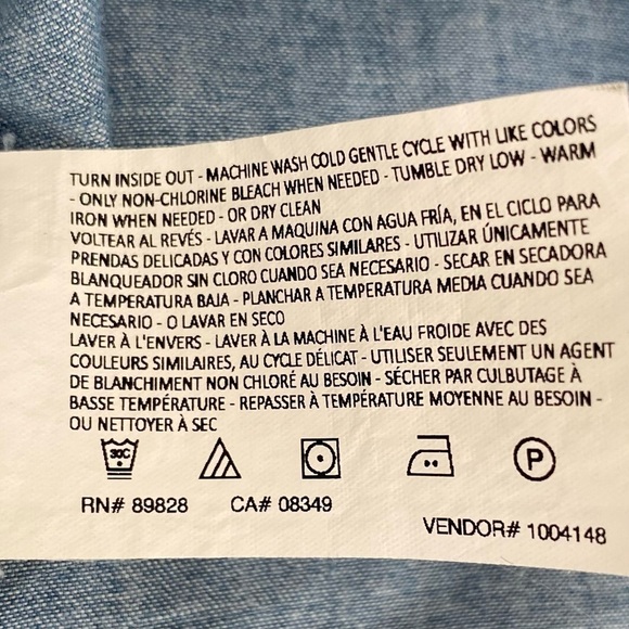 GLORIA VANDERBILT Chambray Shirt Butterfly Medley Embroidered Blue Women Size L - Picture 16 of 16